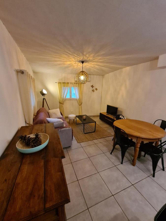 La Parenthese Villa Entrevennes Luaran gambar